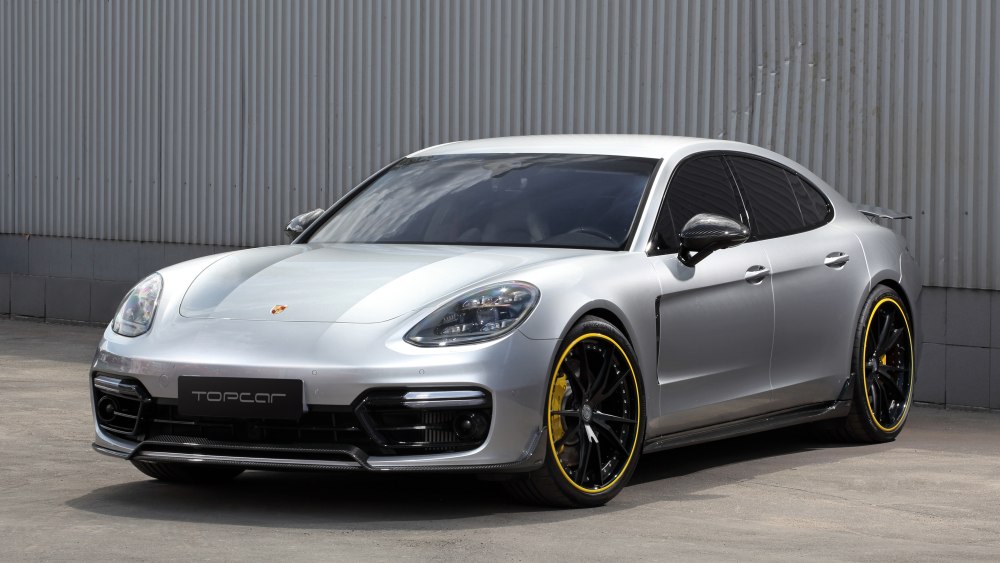 Porsche Panamera 4к черная