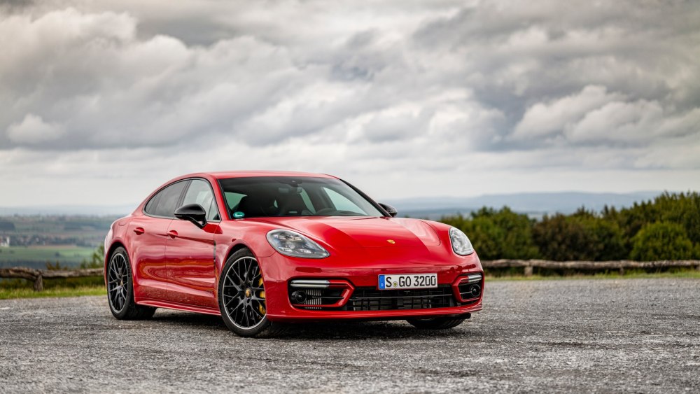 Porsche Panamera 4