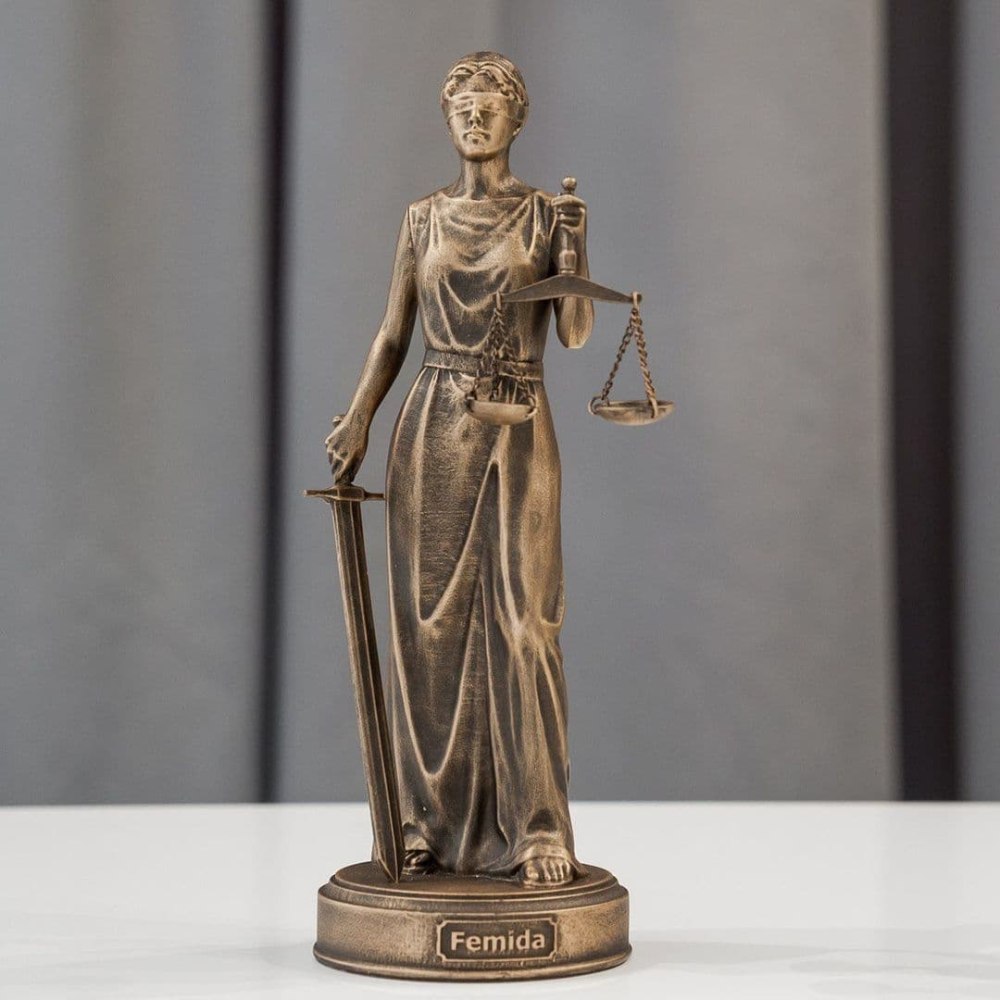 Фемида богиня древней Греции