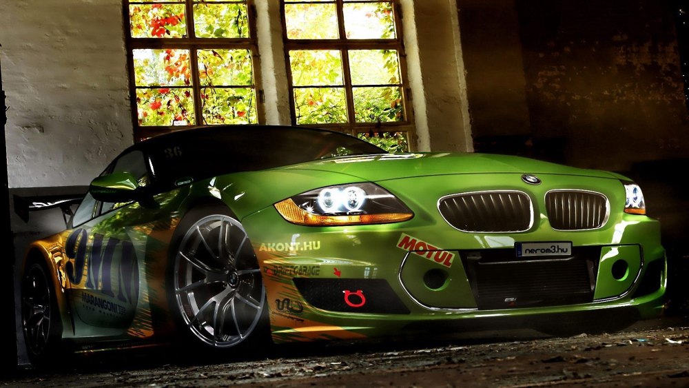 BMW m5 Neon