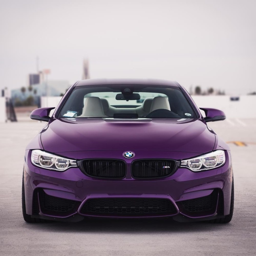 BMW m4 фиолетовая