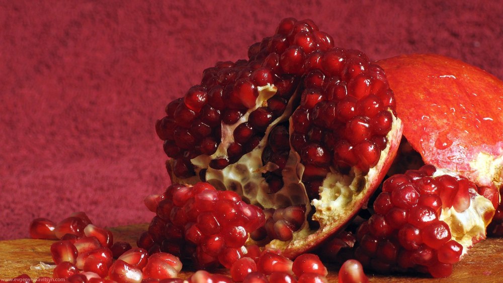 Гранат Pomegranate