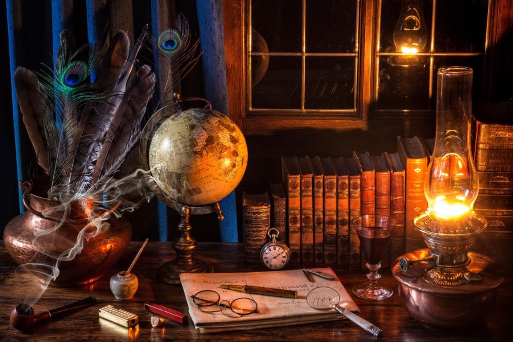 Книга с пером