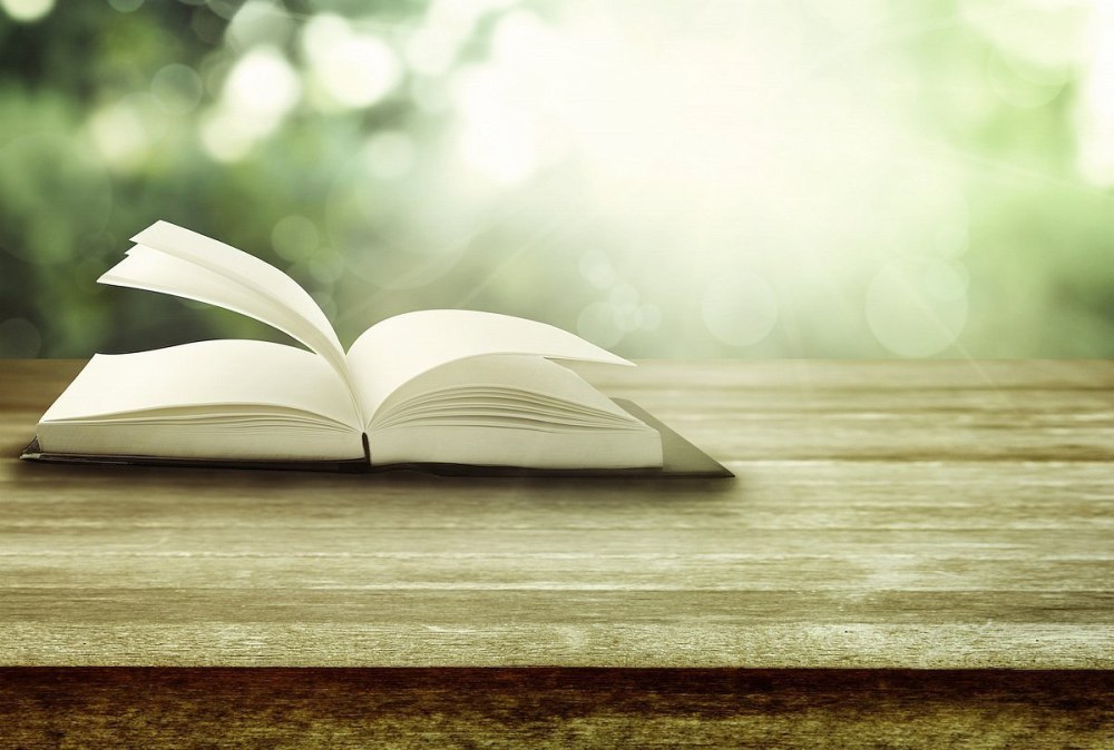 Изображение раскрытой книги