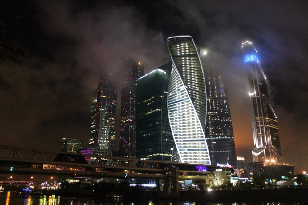 Москва Сити река