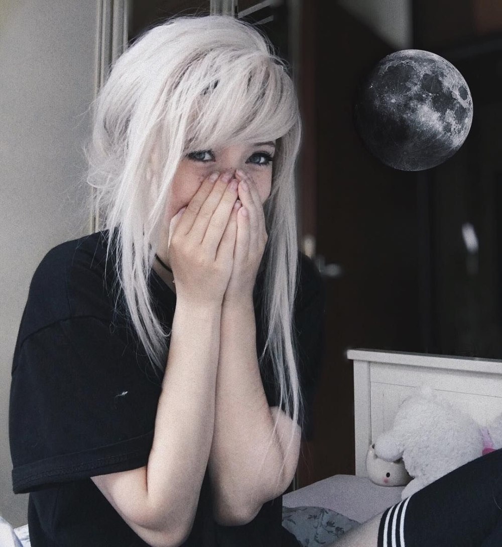 Leda Muir синие волосы