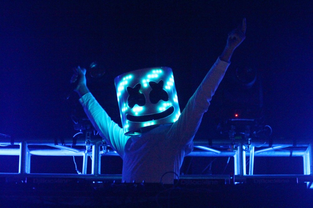 Кристофер Комсток диджей Marshmello