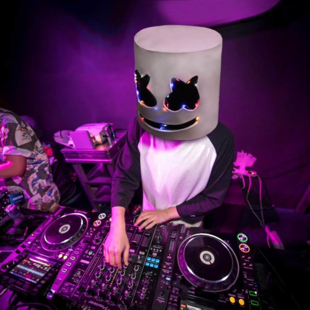 Marshmallow певец