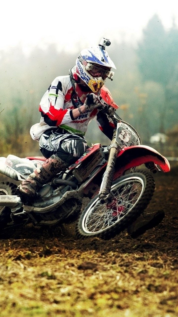 Enduro Moto Kawasaki Monster