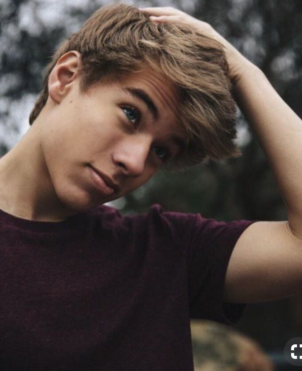 Алекс Джей Бакстер