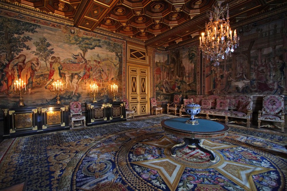 Throne Room Sigil