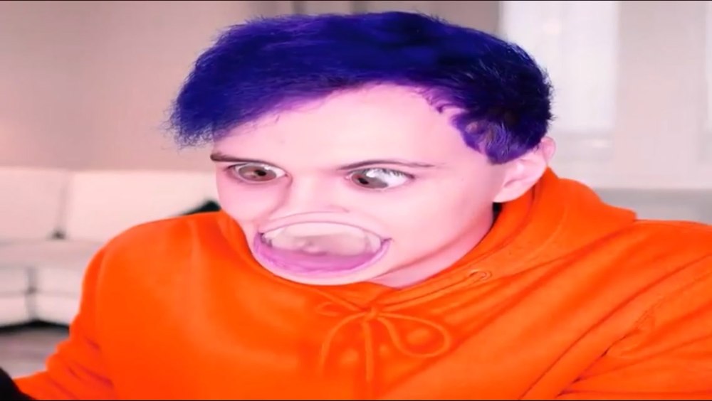 Melly Вэлл