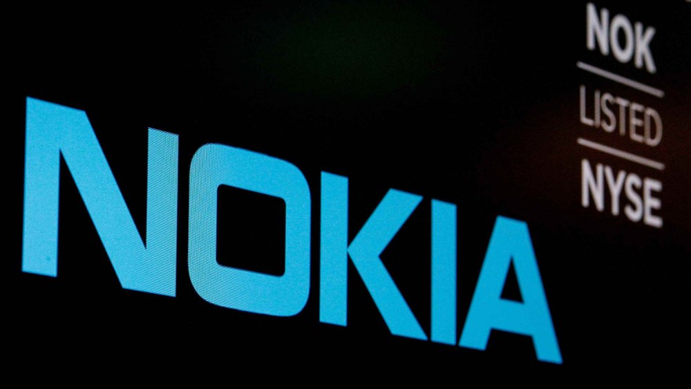 Обои черные Nokia
