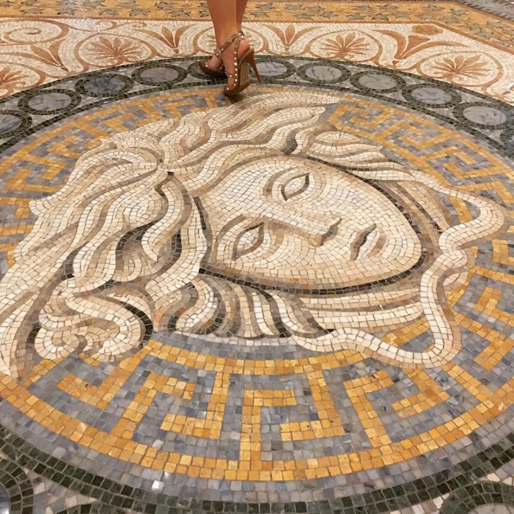 Барельеф "Versace" медуза Гаргона