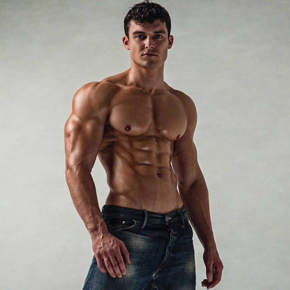 Культурист Gilles Crofta