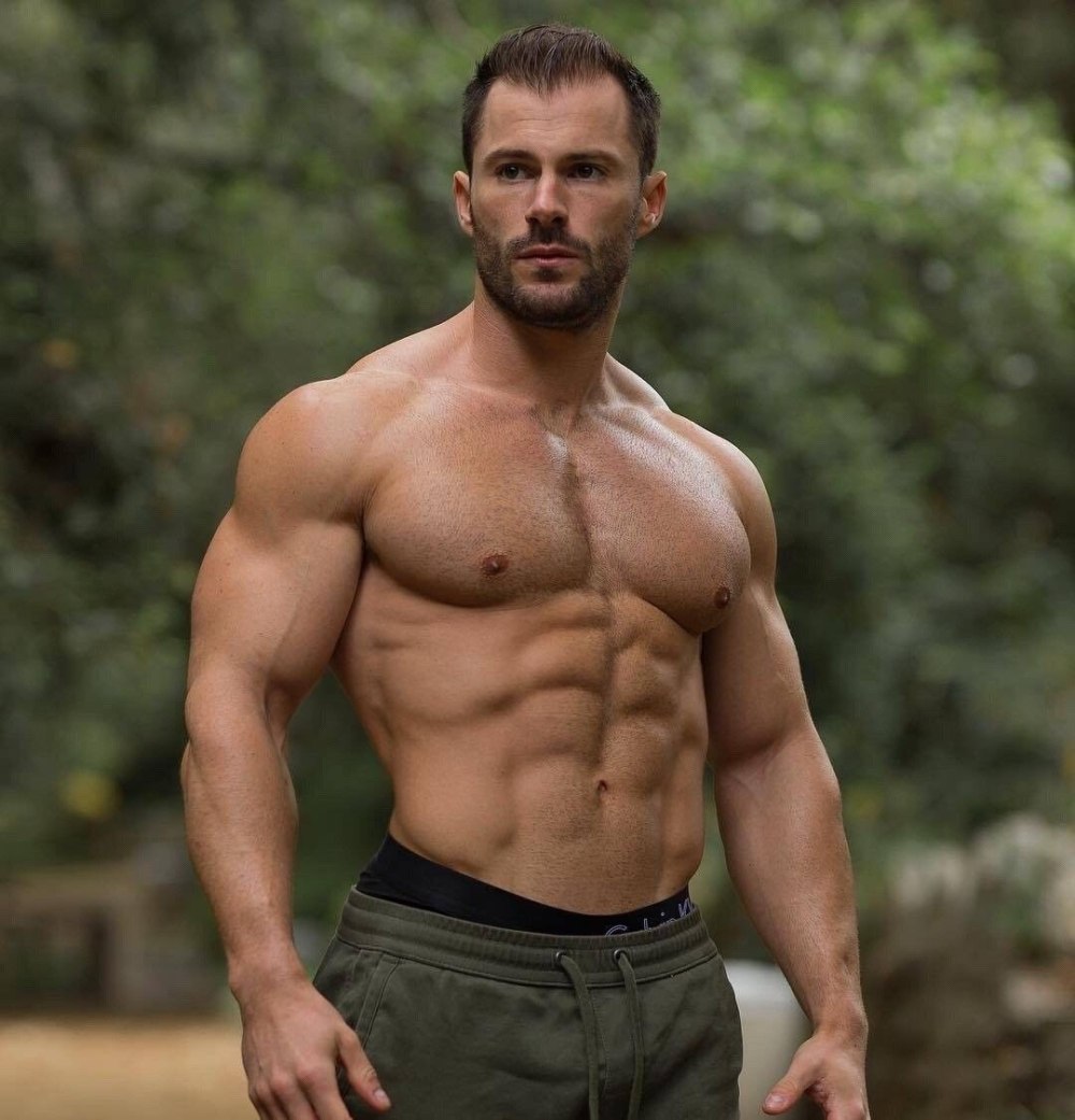 Ryan Terry Gilles Crofta