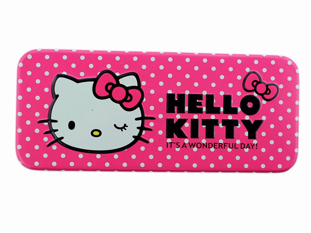Hello Kitty с табличкой