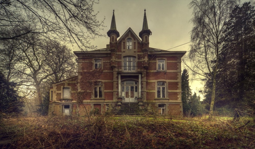 Заброшенный особняк Manor House