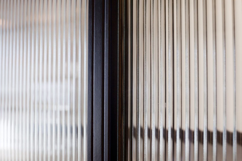 Стекло Ribbed Glass