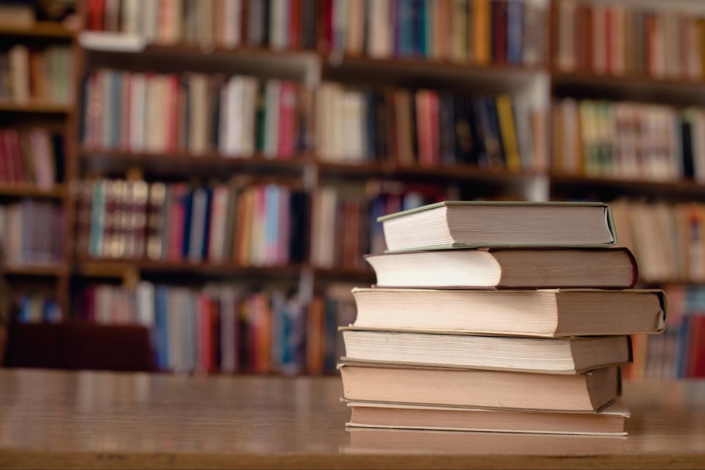 Стопка книг