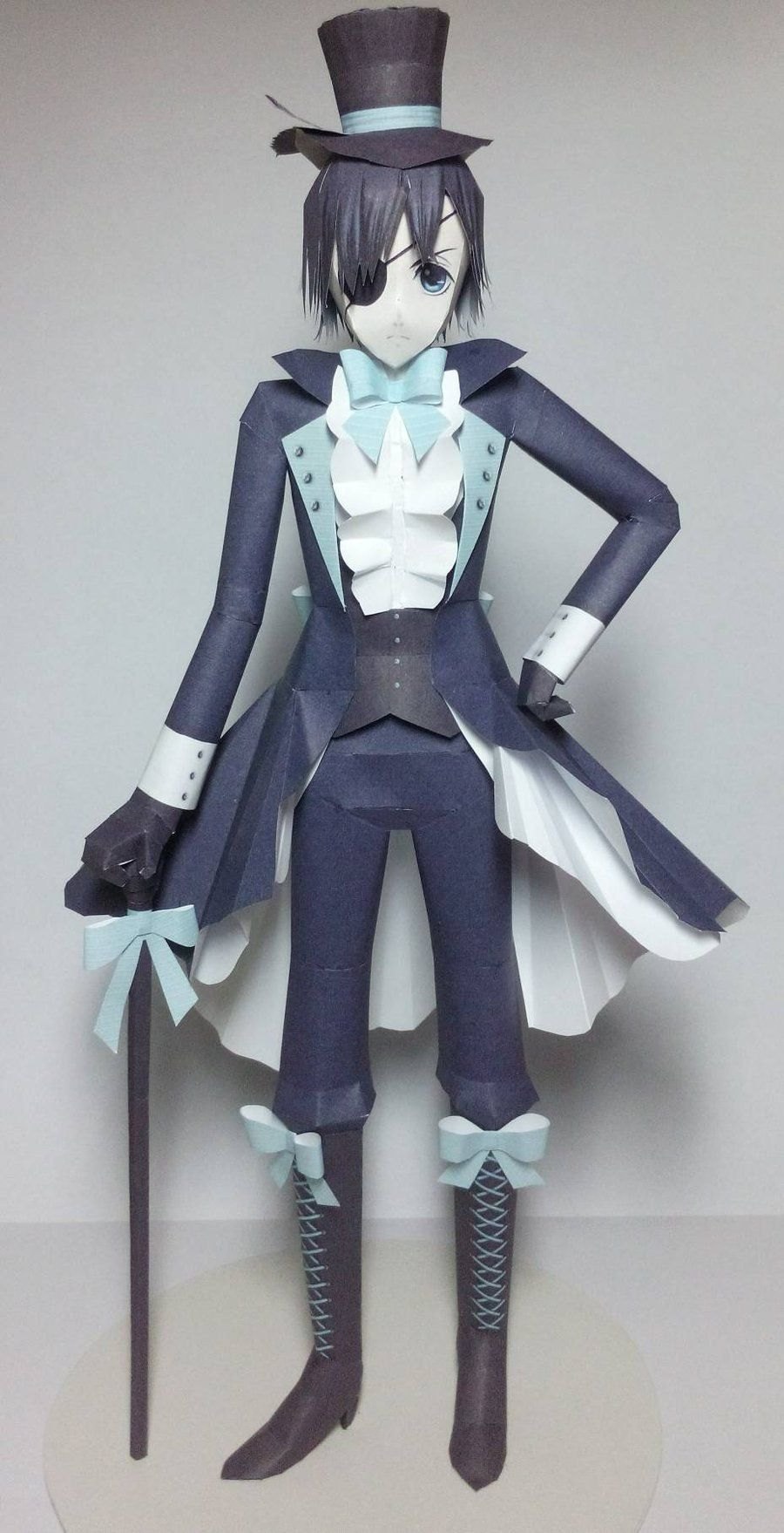 Papercraft темный дворецкий