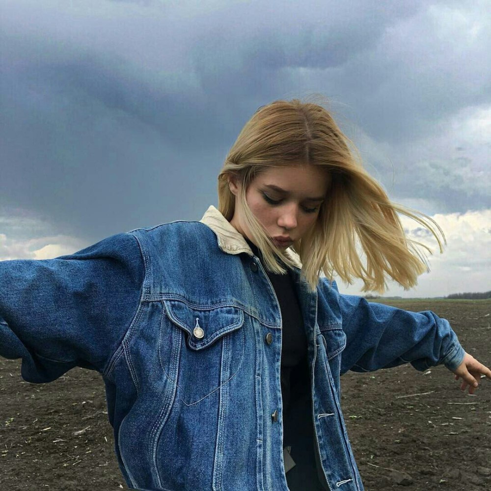 Арина грей