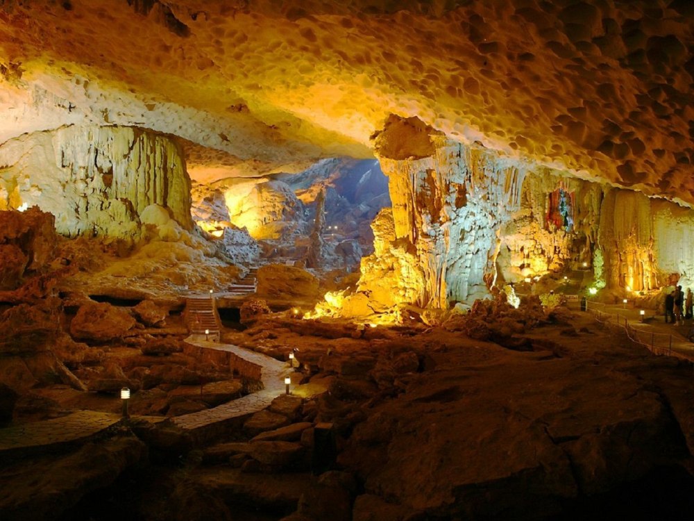 Пещера с кристаллами