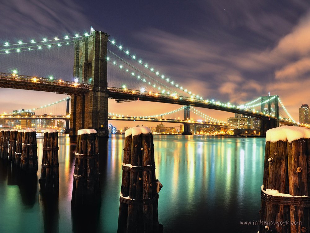 The Brooklyn Bridge в Нью-Йорке