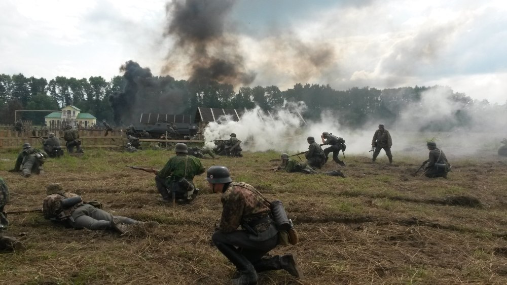 Военный фестиваль "поле боя"