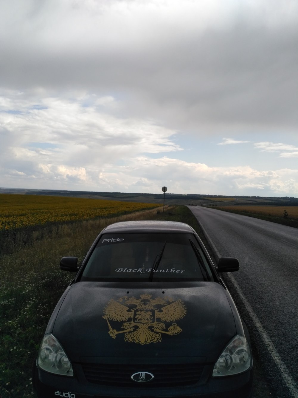 Машина Версаче фотография