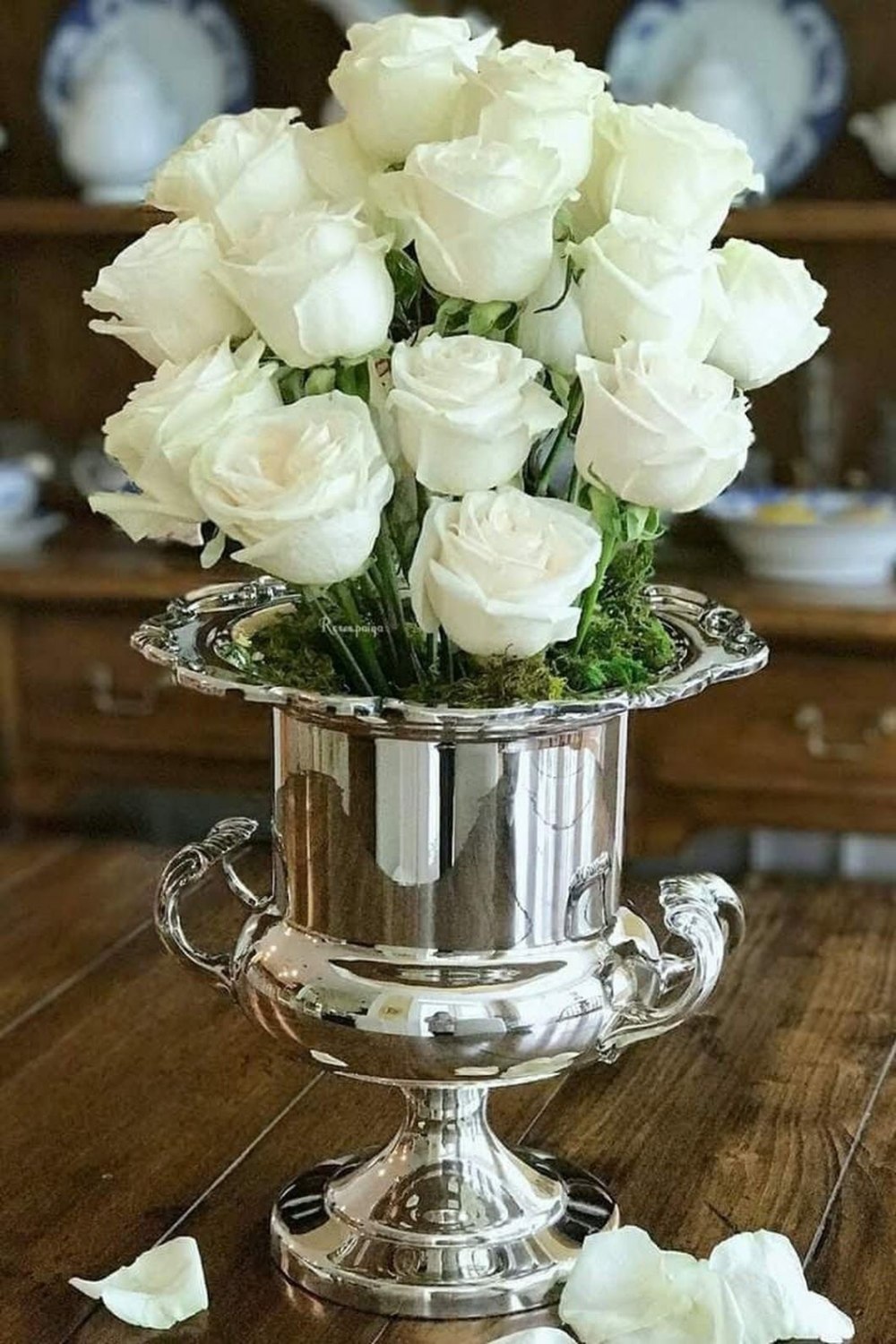 Цветы в вазе