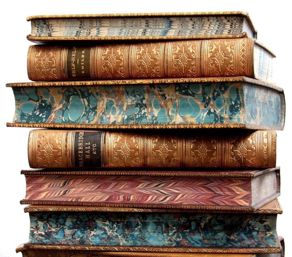 Книга на белом фоне
