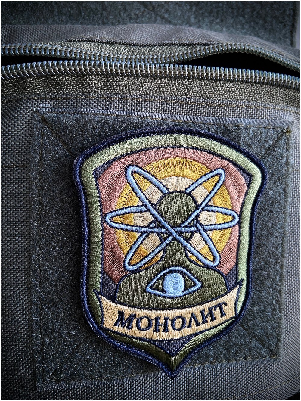 Шеврон монолит крыло сталкер