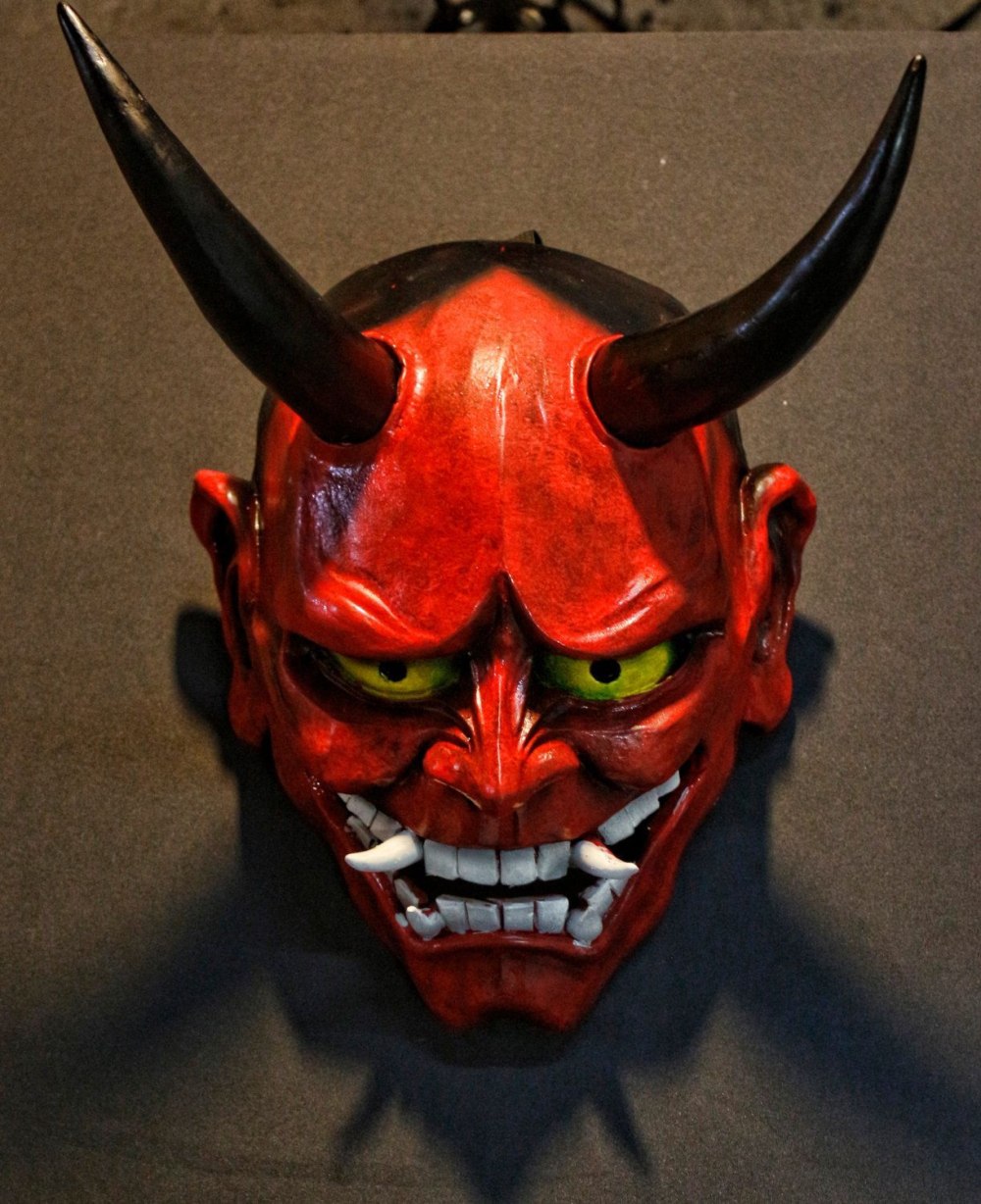 Маска Hannya демон