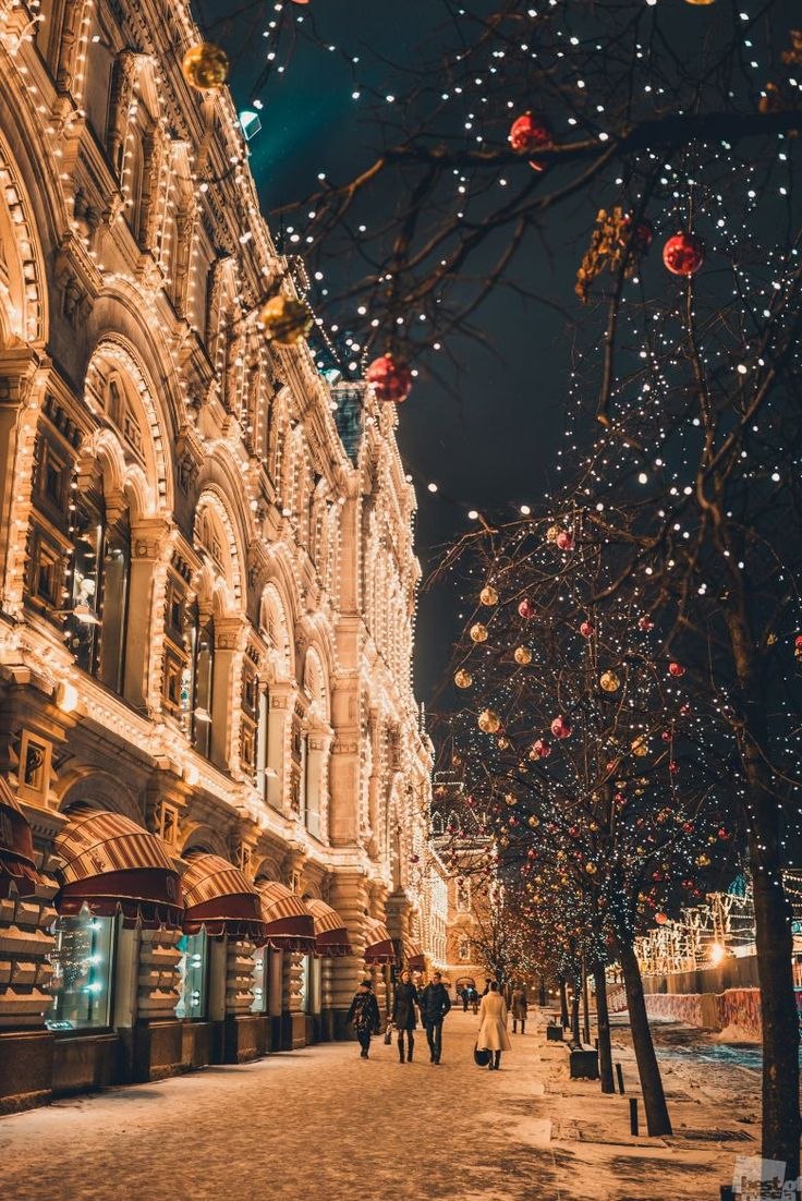 Мрачный российский город