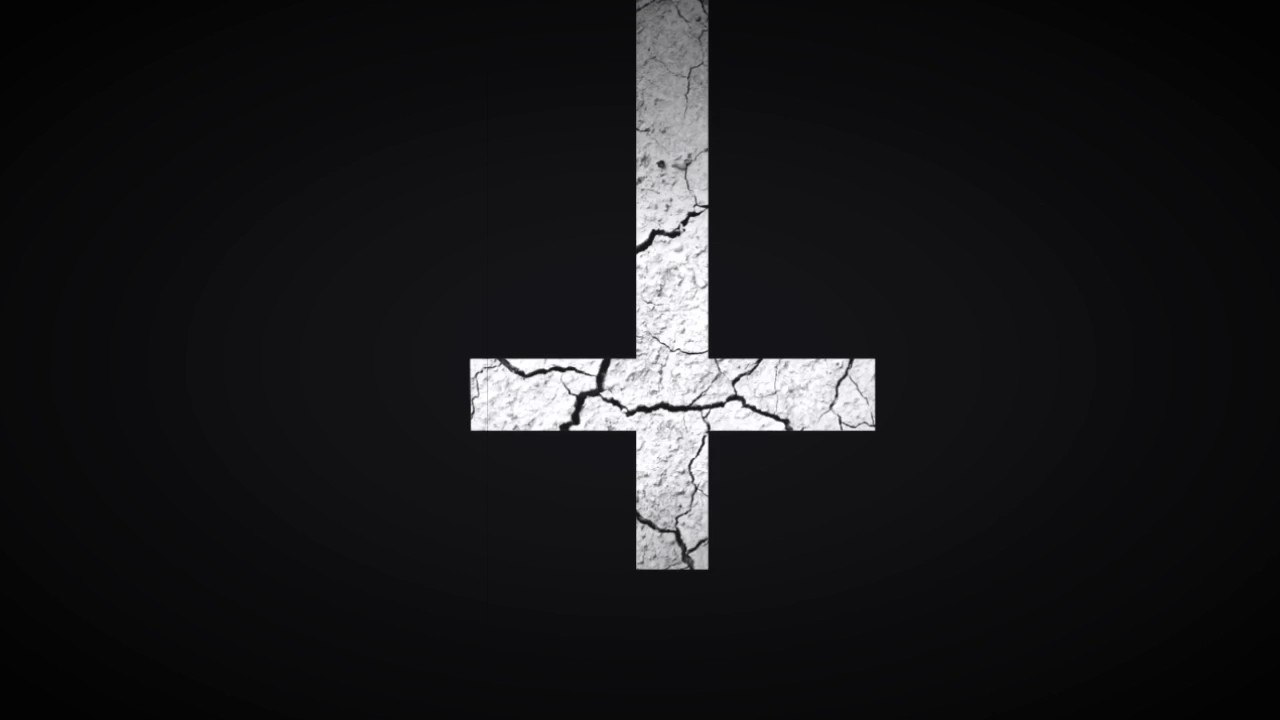 Фонк крест. Перевернутый крест. Крест на черном фоне. Крест на темном фоне. Перевернутый крест на черном фоне.