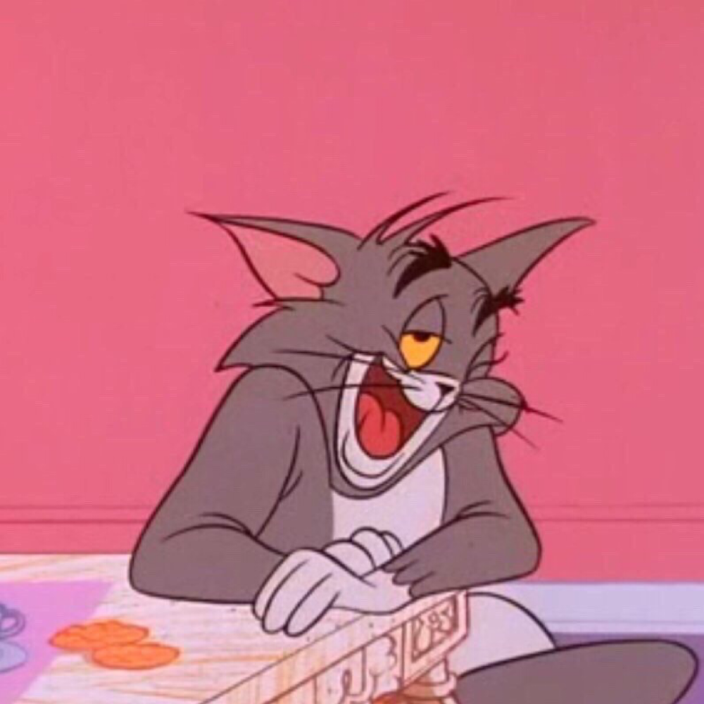 Кот том с сердечками