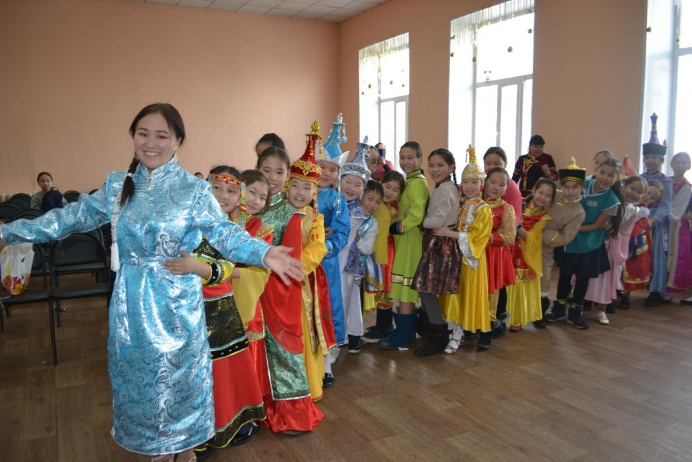 Картины тувинского художника ай-хаан адыг-оол