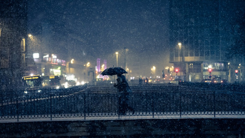 Ночной город после дождя