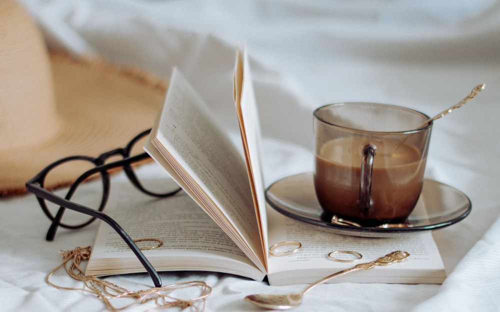 Книжки Эстетика