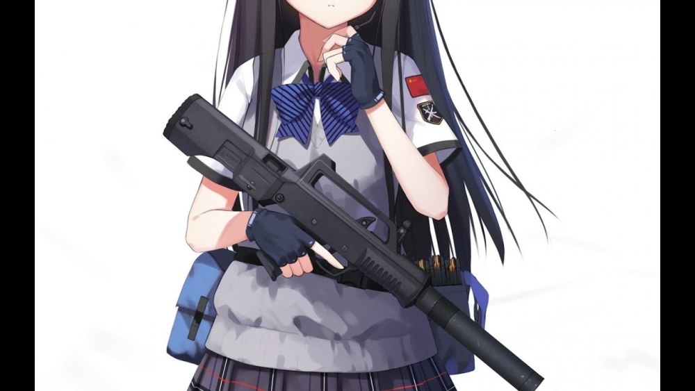 Тянка с оружием