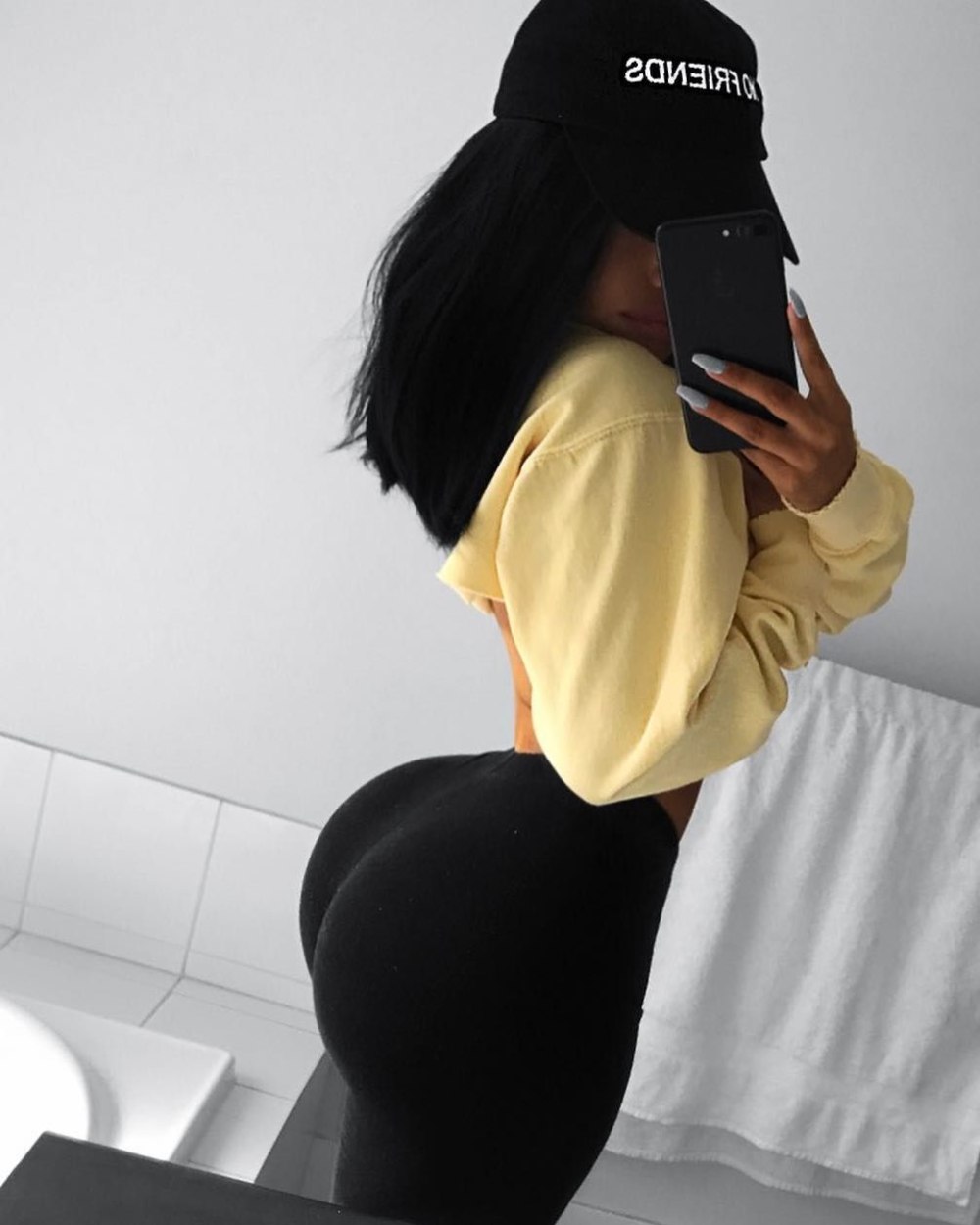 Джина Саваж booty