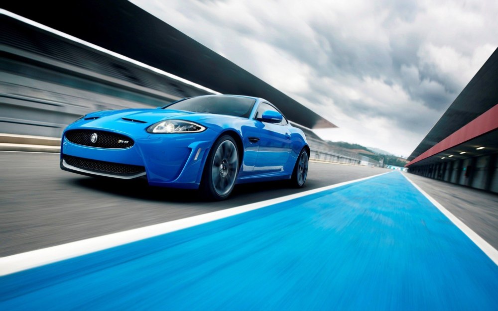 Ягуар XKR-S 2021