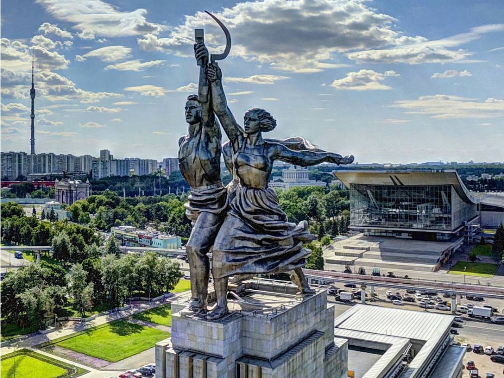 Заставка киностудии вид