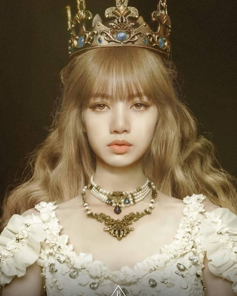 Lisa BLACKPINK Королева