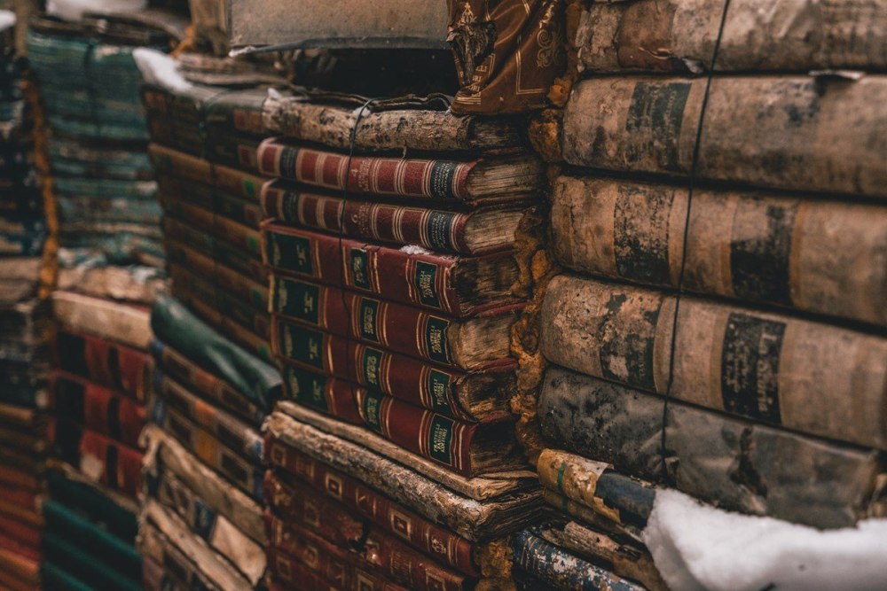 Полки для книг