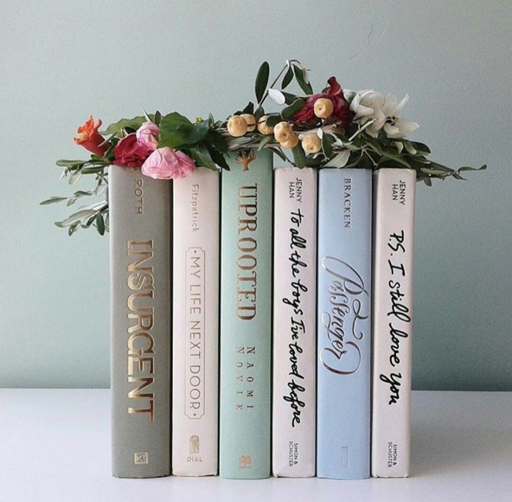 Красивые раскладки с книгами