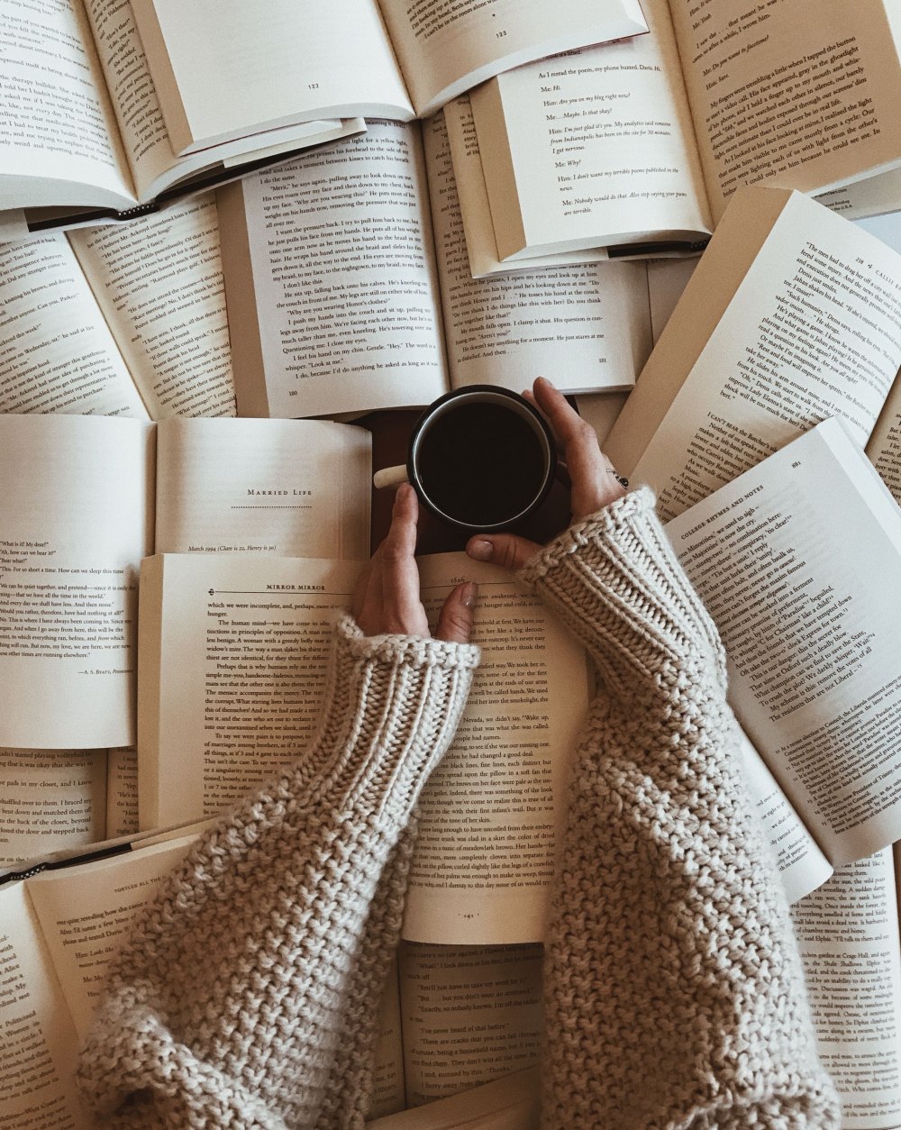 Красивые раскладки с книгами