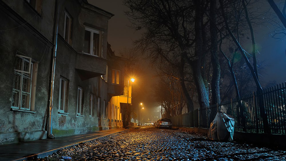 Темная улица