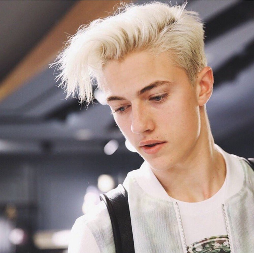 Лаки Блю Смит 17 лет